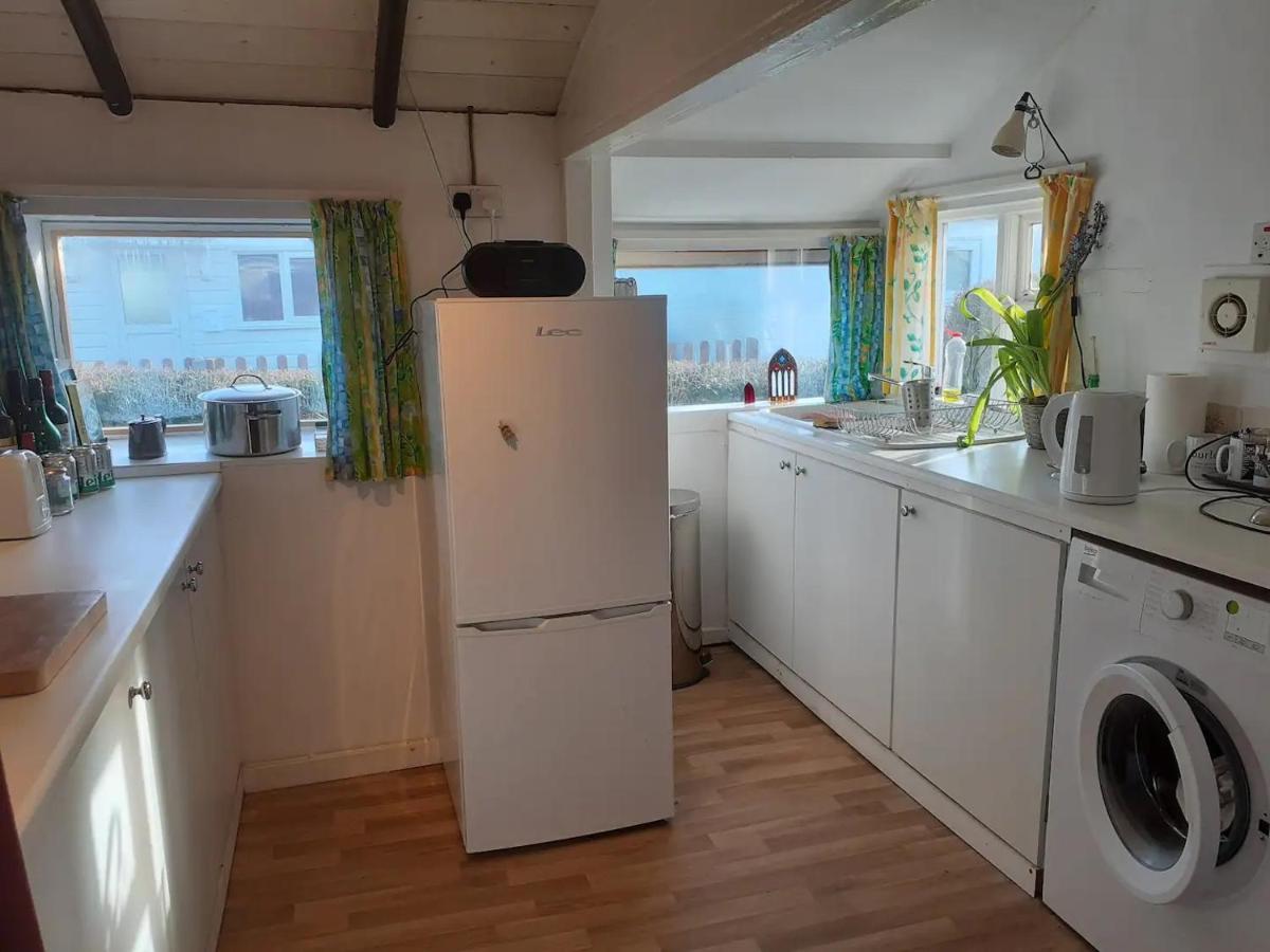 Sundial Cottage Норвіч Екстер'єр фото